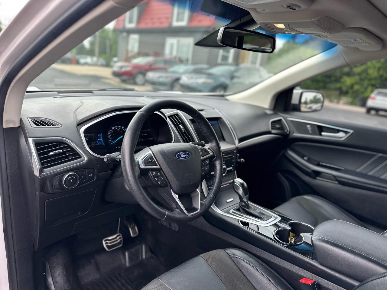2018 Ford Edge SPORT Photo32