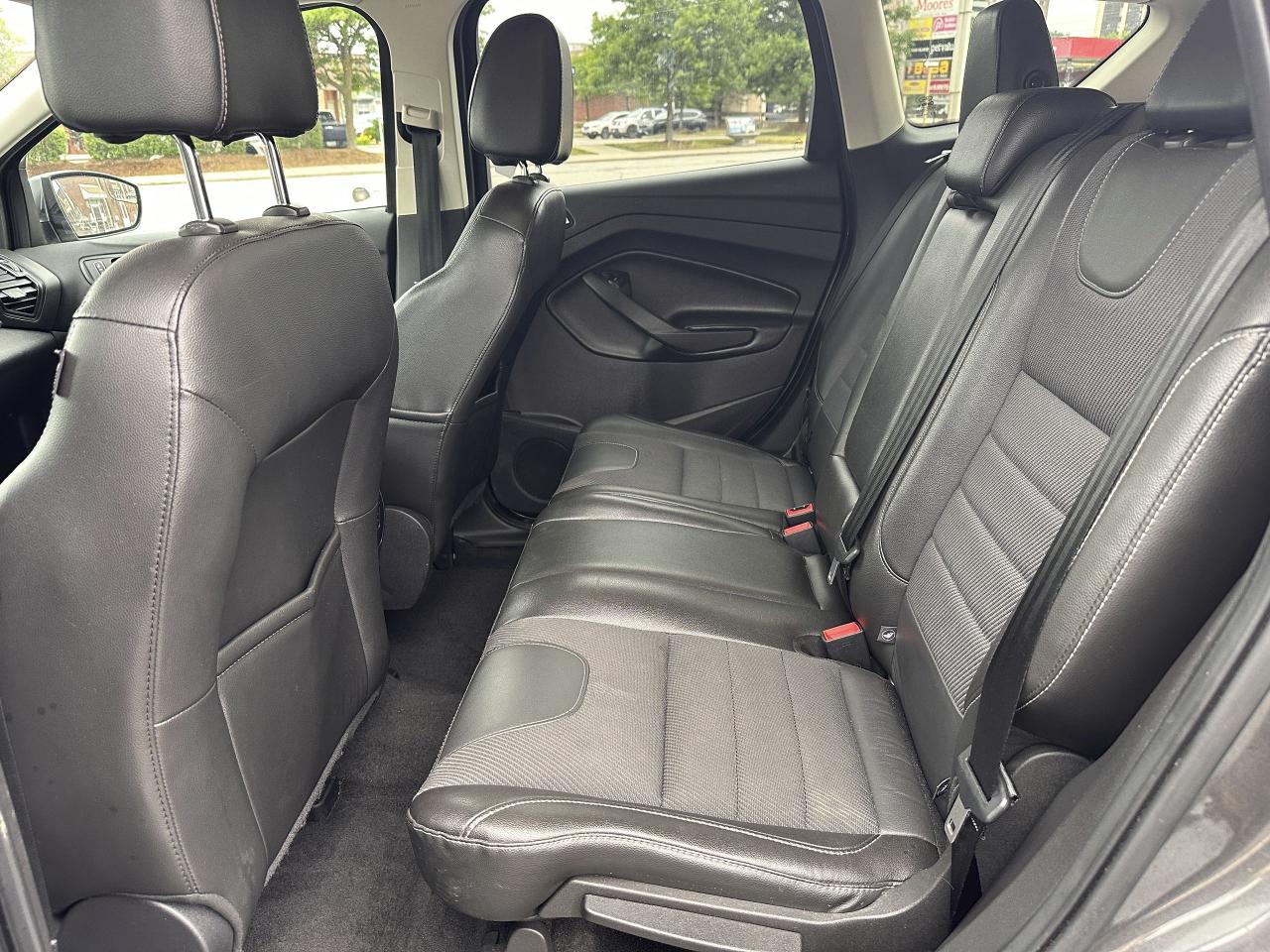 2016 Ford Escape SE - Photo #6