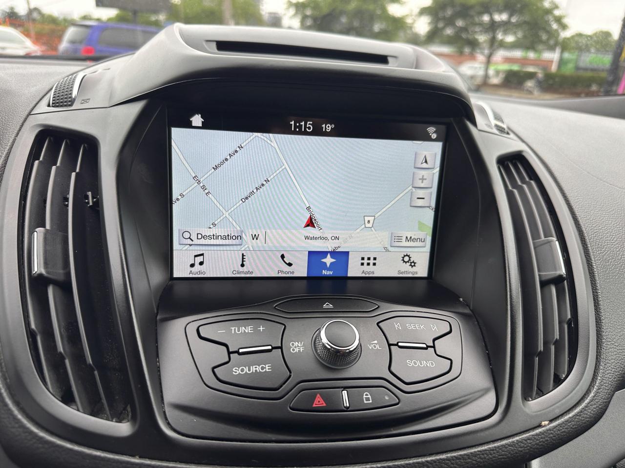 2016 Ford Escape SE - Photo #11