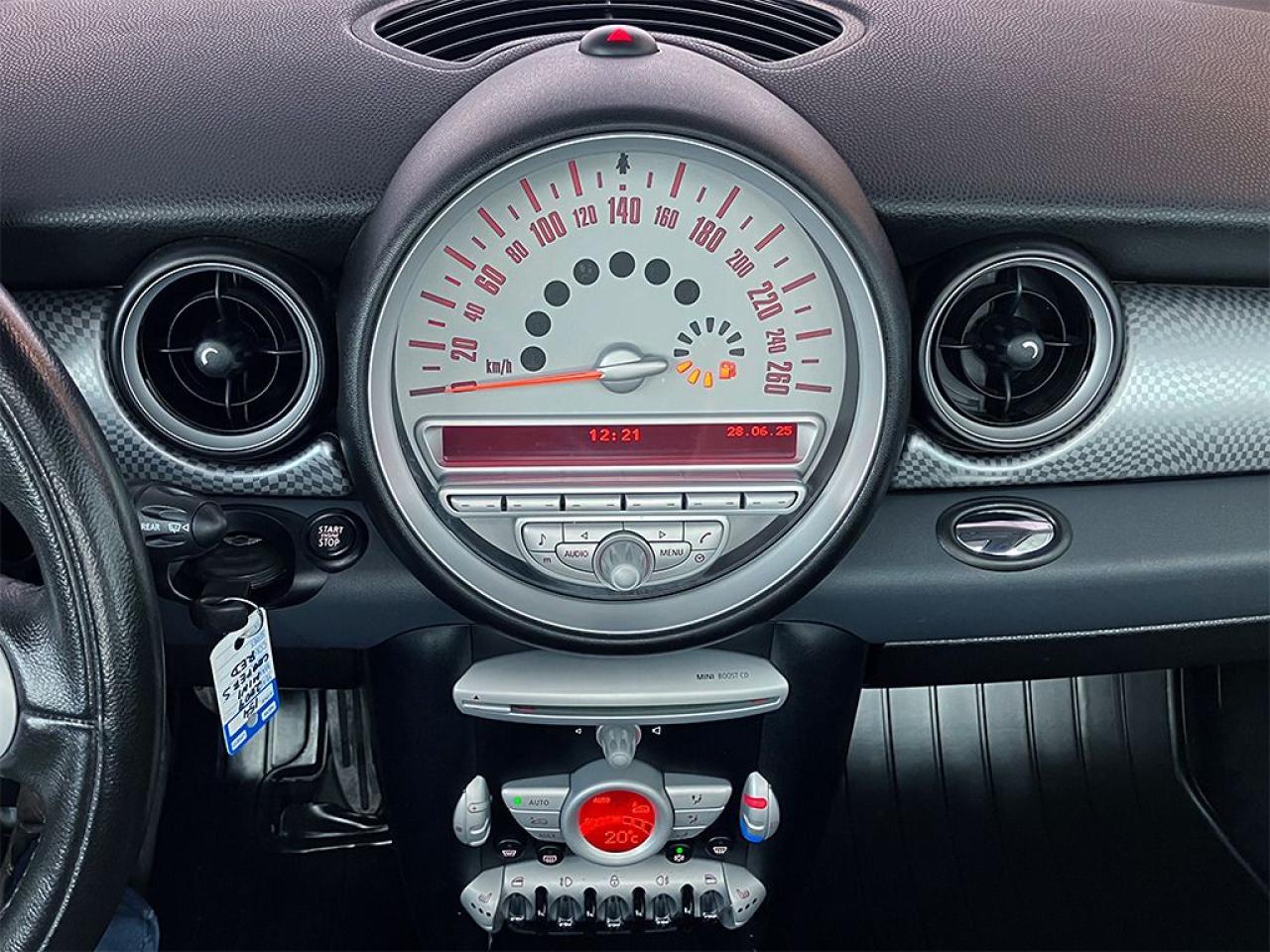 2009 MINI Cooper S|TURBO|PANOROOF|LEATHER|ALLOYS|SPOILER - Photo #12