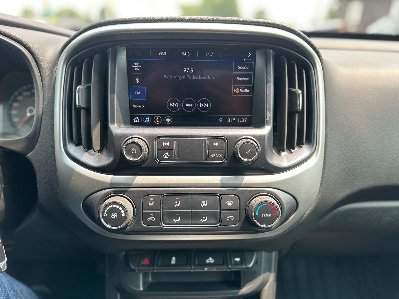 2019 Chevrolet Colorado 4WD LT Crew Cab Photo17