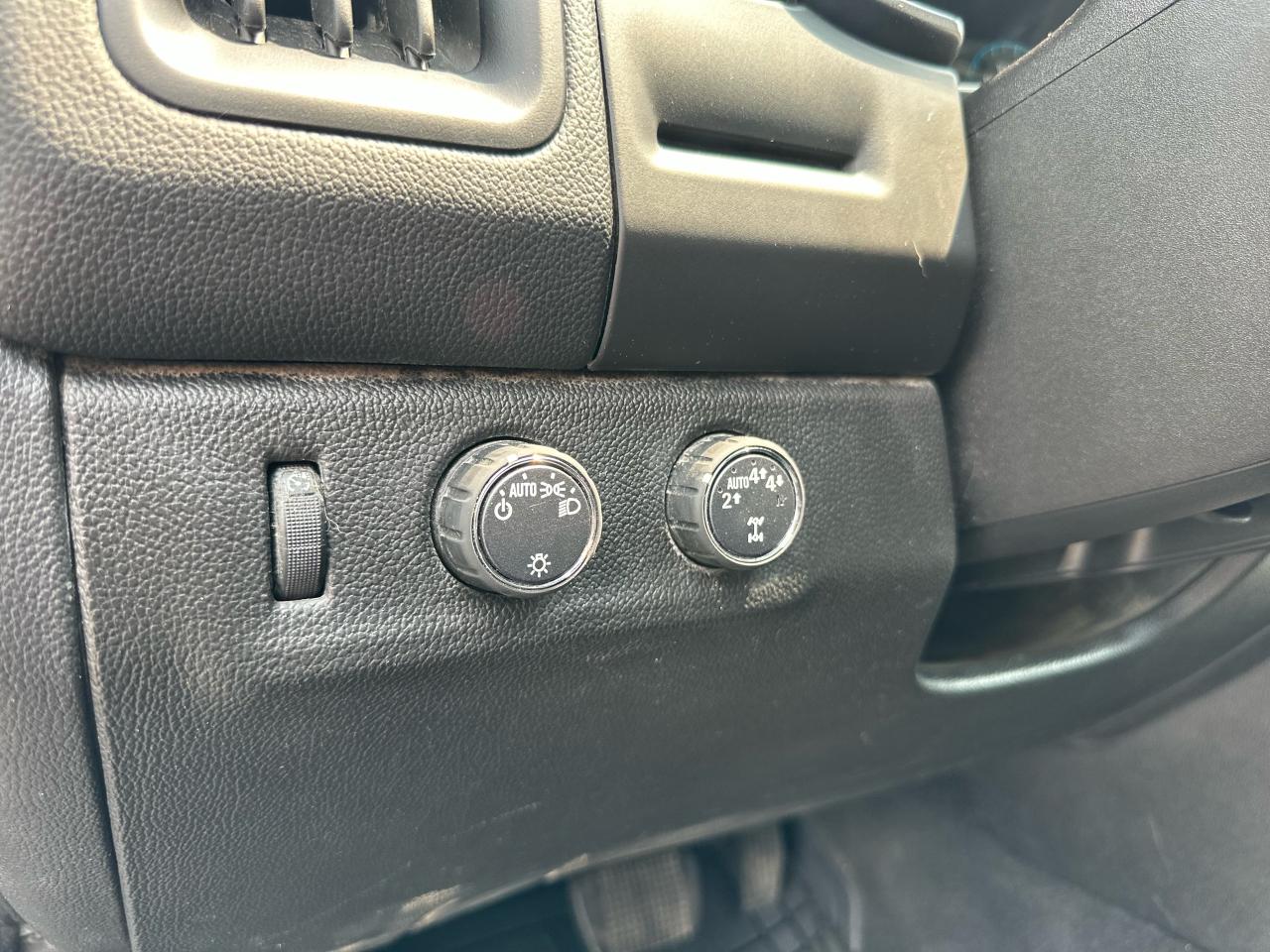 2019 Chevrolet Colorado 4WD LT Crew Cab Photo33