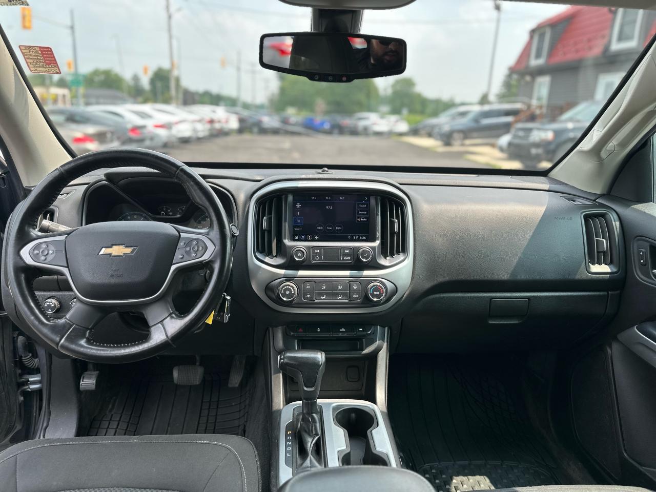 2019 Chevrolet Colorado 4WD LT Crew Cab Photo15
