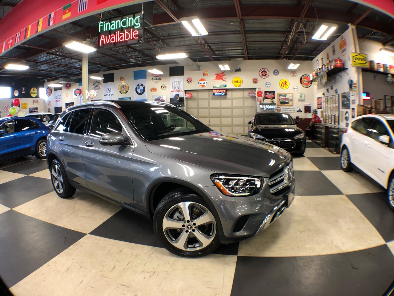 Used 2021 Mercedes-Benz GLC-Class 300 4MATIC LEATHER PAN/ROOF NAVI B/SPOT CAMERA for sale in North York, ON