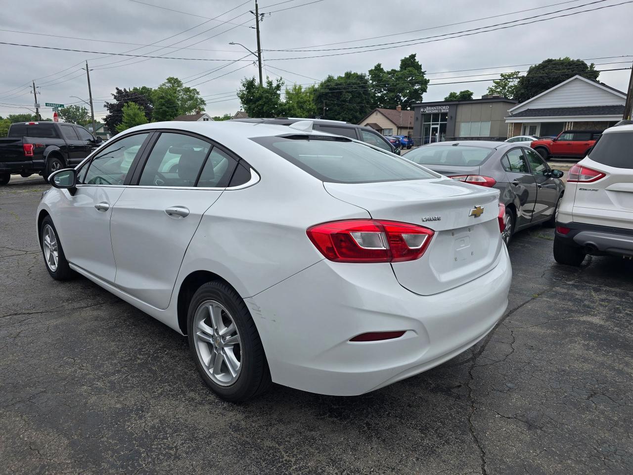2016 Chevrolet Cruze LT - Photo #11