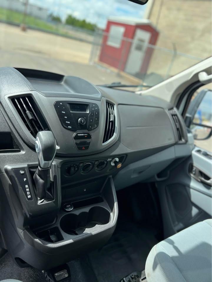 2015 Ford Transit Cargo Van  - Photo #9
