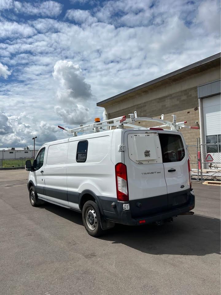 2015 Ford Transit Cargo Van  - Photo #4