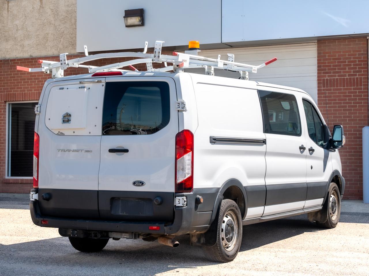 2015 Ford Transit Cargo Van  - Photo #5