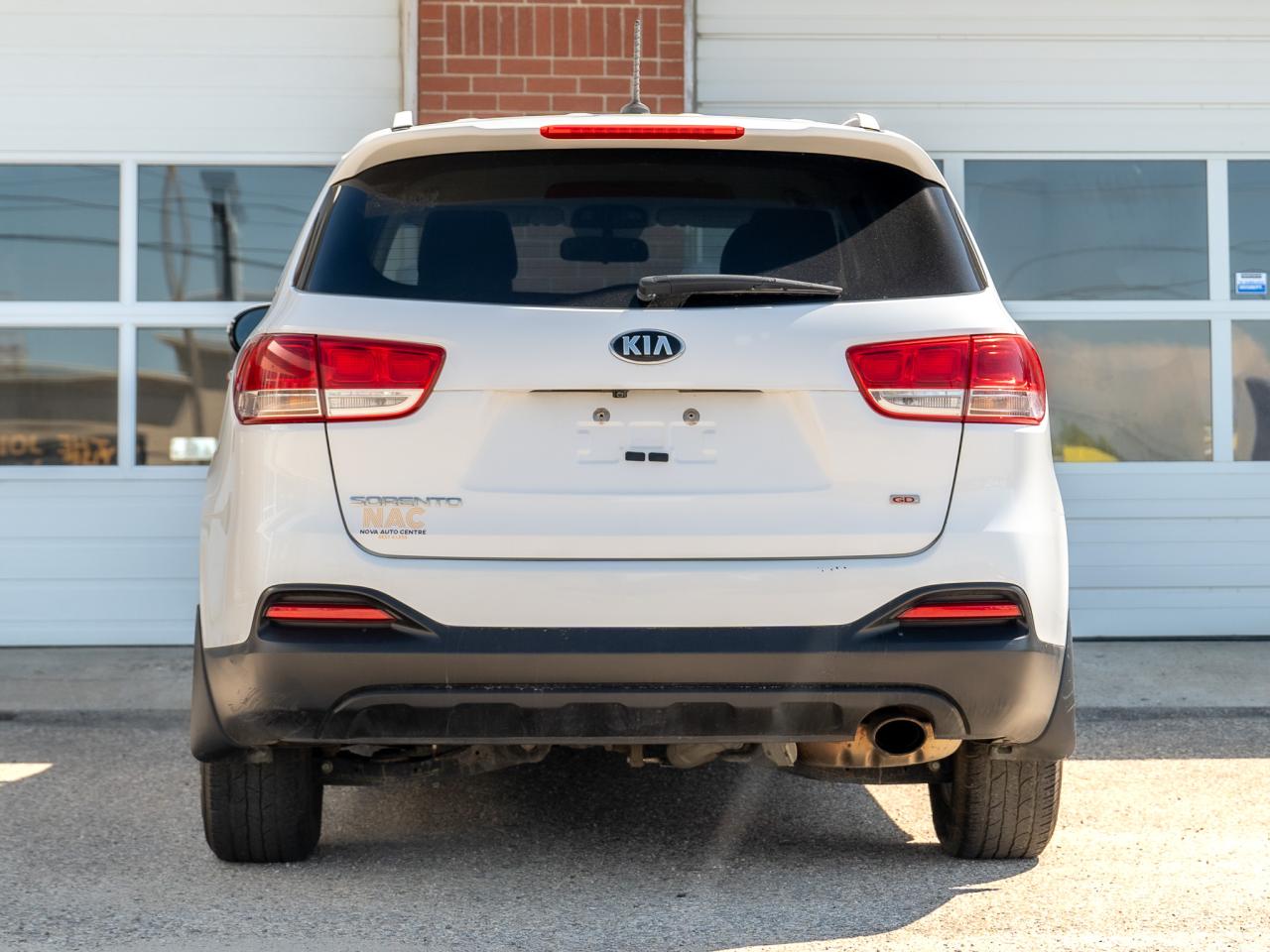2018 Kia Sorento LX - Photo #6