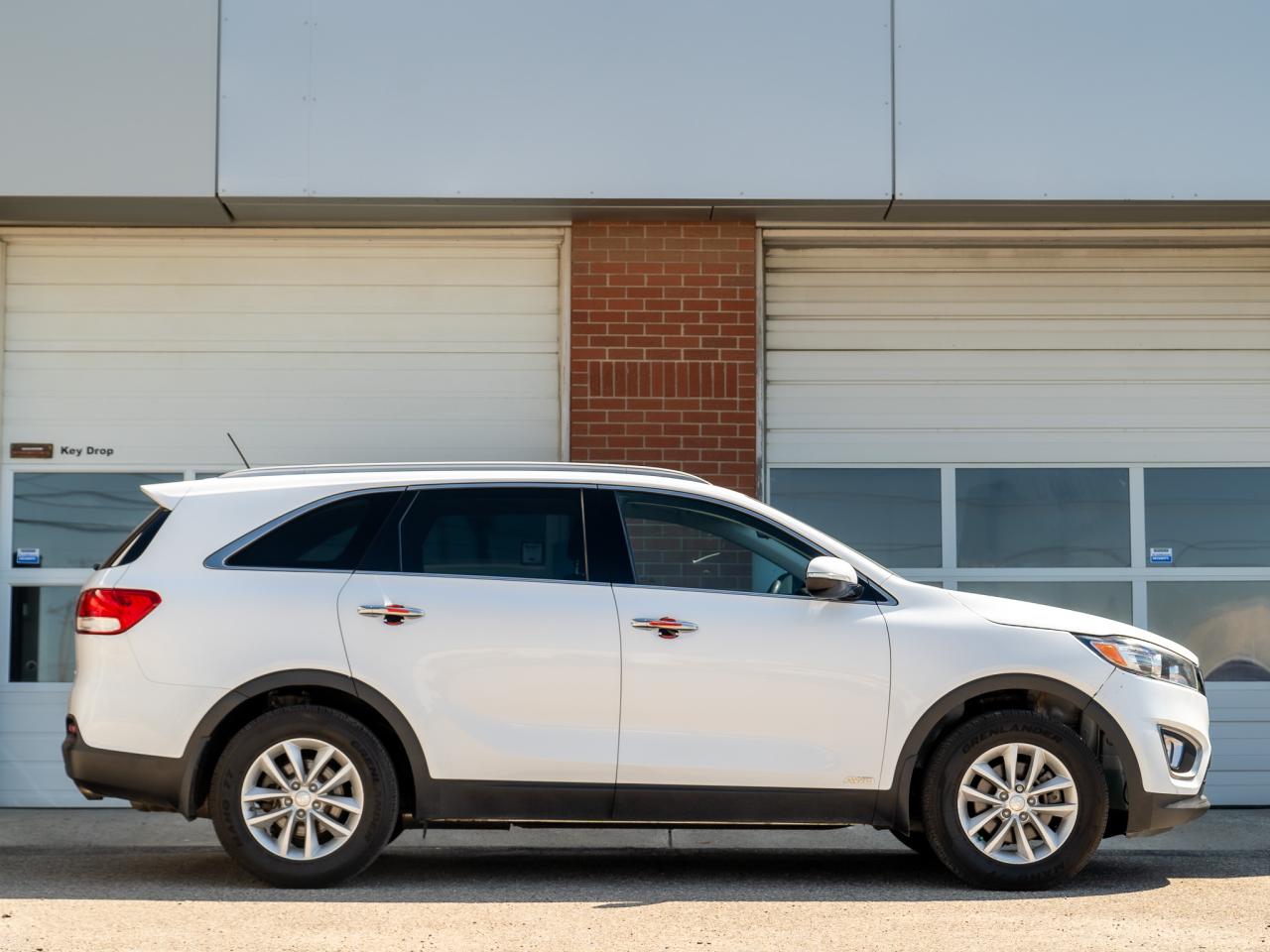 2018 Kia Sorento LX - Photo #4