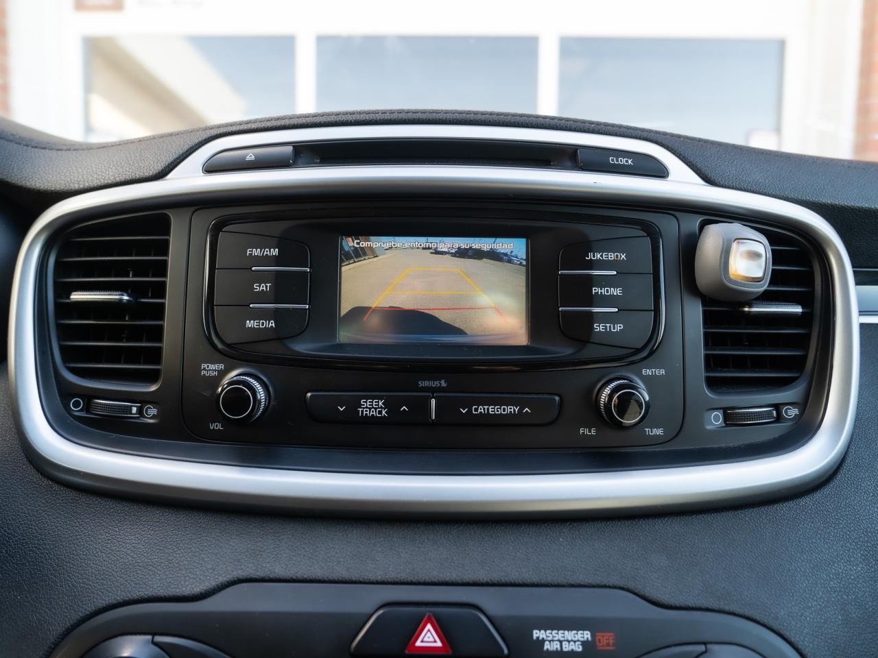 2018 Kia Sorento LX - Photo #19