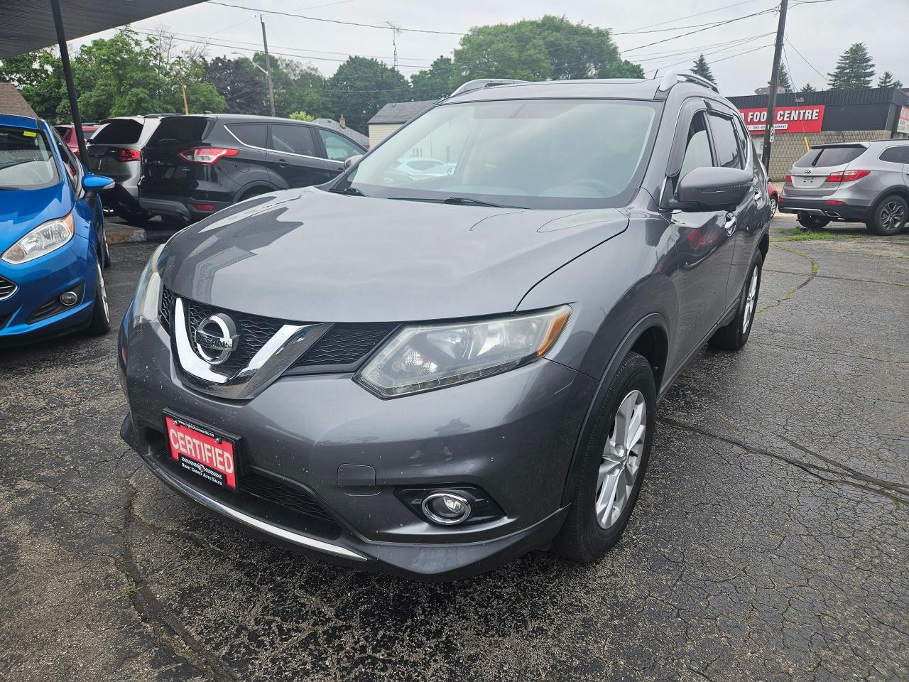 Used 2016 Nissan Rogue SV for sale in Brantford, ON
