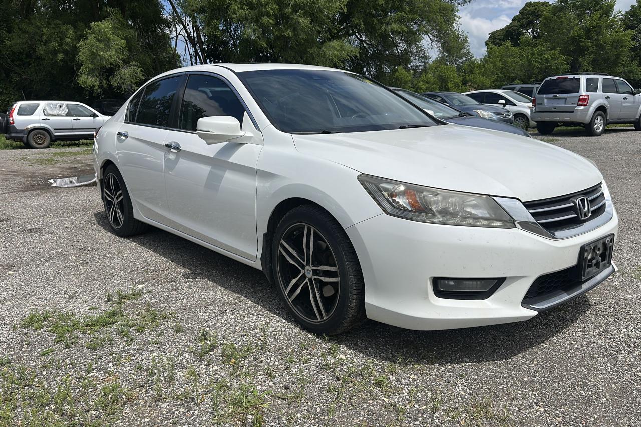 2014 Honda Accord Touring - Photo #2