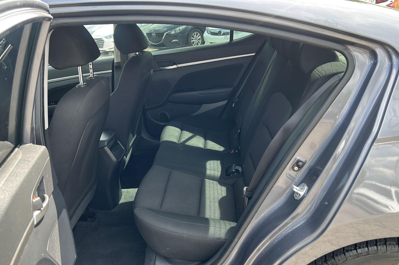 2019 Hyundai Elantra Preferred - Photo #9