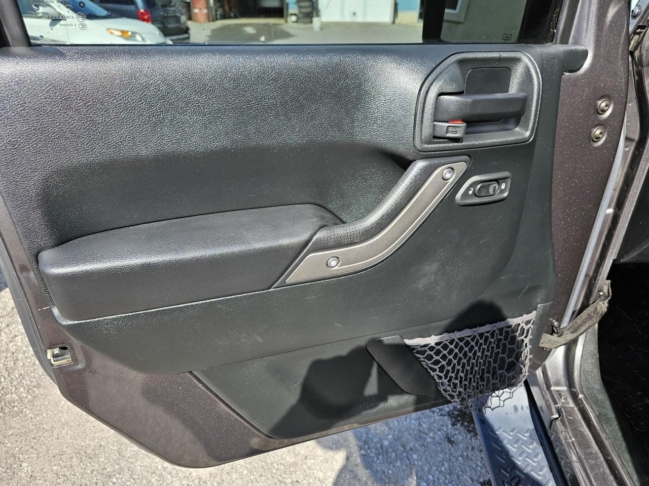2018 Jeep Wrangler Willys Wheeler 4x4, Auto/A/C/Power Group/Certified - Photo #15