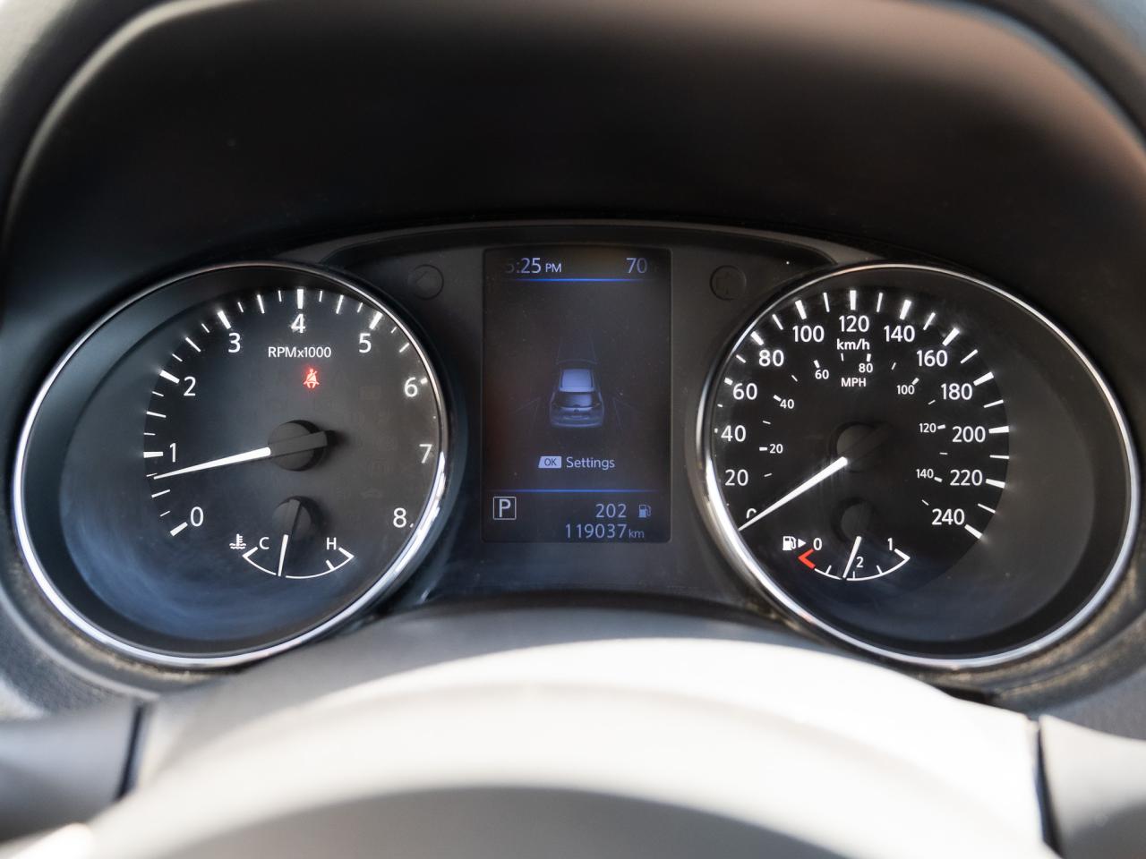 2019 Nissan Rogue SV - Photo #14
