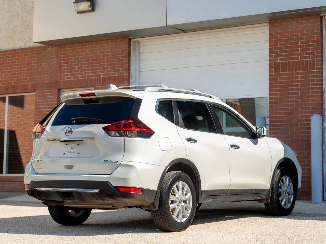 2019 Nissan Rogue SV - Photo #5