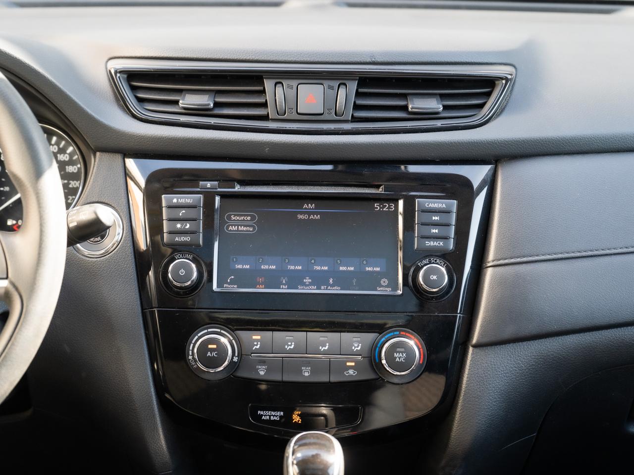 2019 Nissan Rogue SV - Photo #15