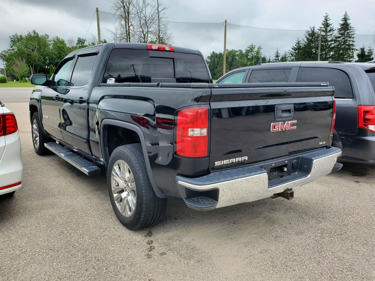 2017 GMC Sierra 1500 SLE - Photo #2