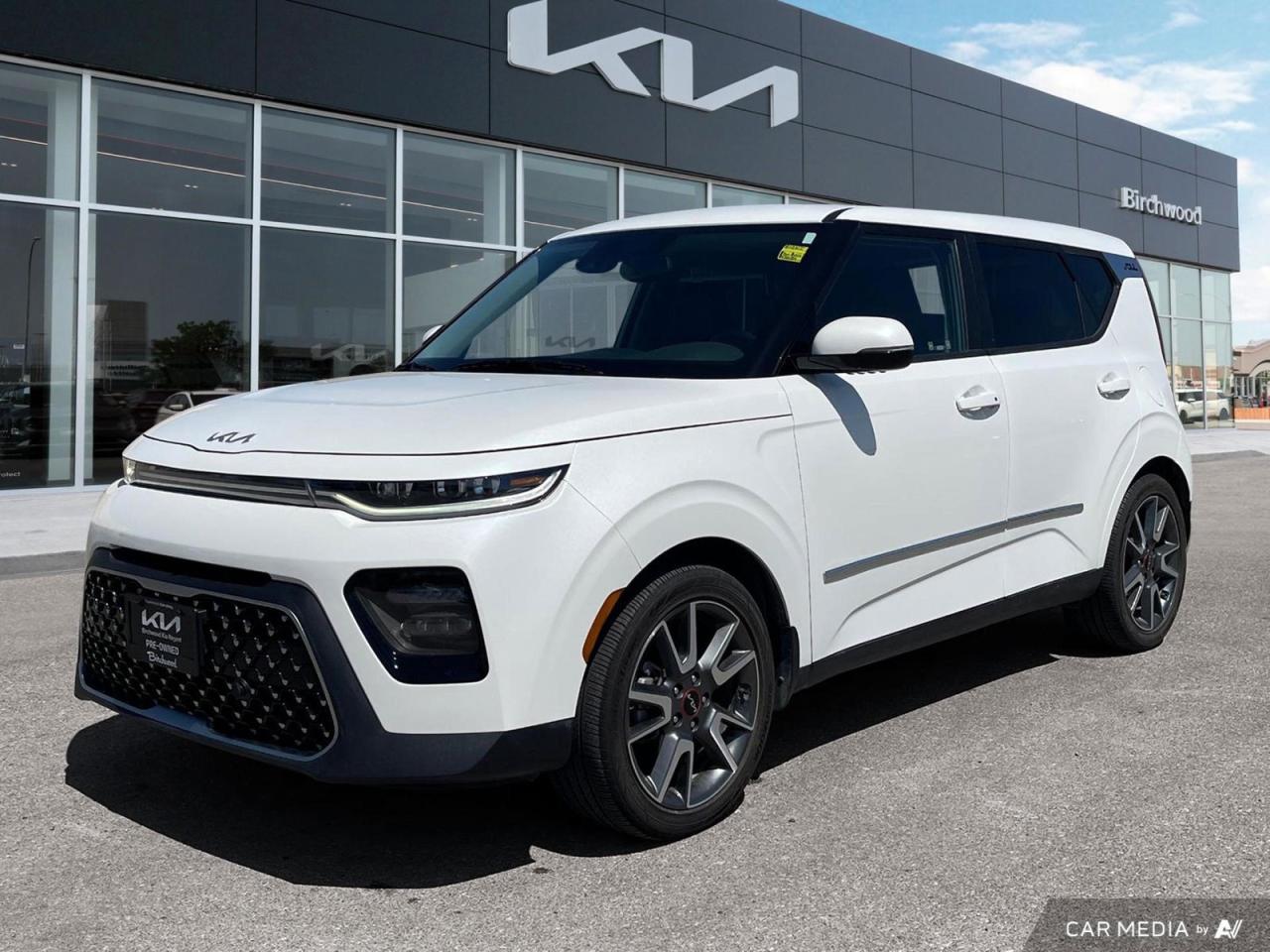 Used 2022 Kia Soul EX Premium Clean CARFAX | Local | BackUp Cam for sale in Winnipeg, MB