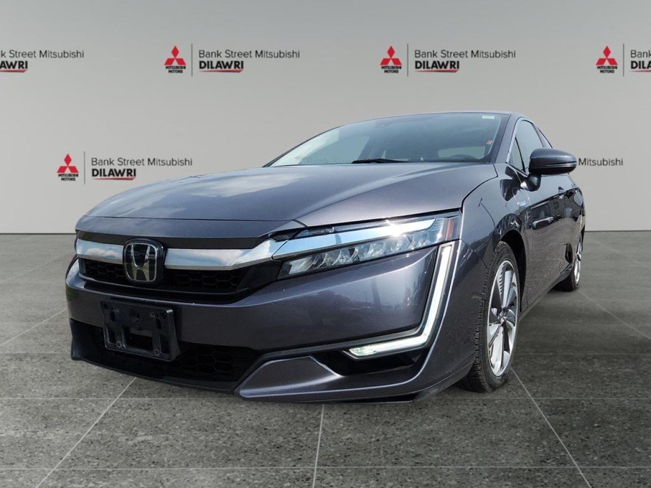 Used 2018 Honda Clarity Plug-In Hybrid Touring Sedan for sale in Gloucester, ON