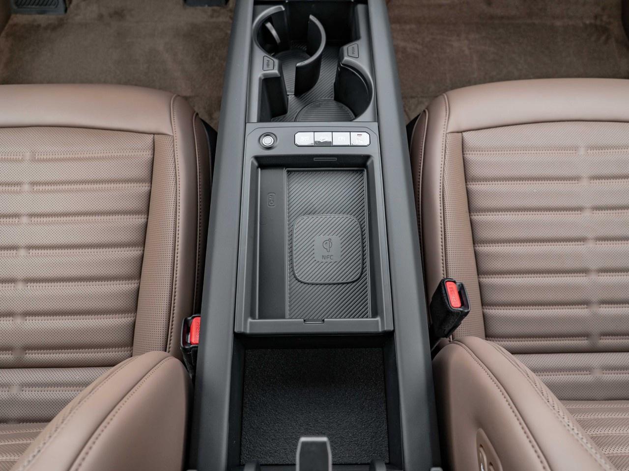 2026 Kia EV9 Land w/Premium Package AWD Photo