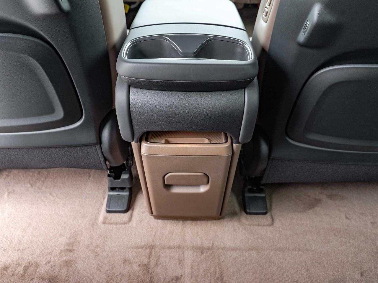 2026 Kia EV9 Land w/Premium Package AWD Photo