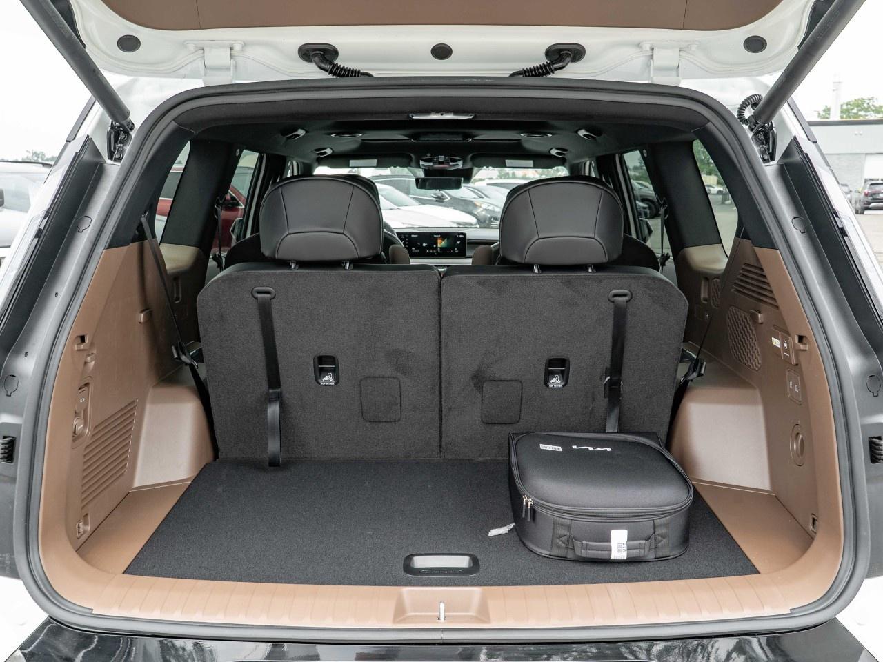 2026 Kia EV9 Land w/Premium Package AWD Photo