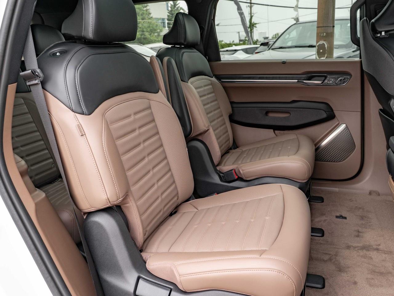 2026 Kia EV9 Land w/Premium Package AWD Photo