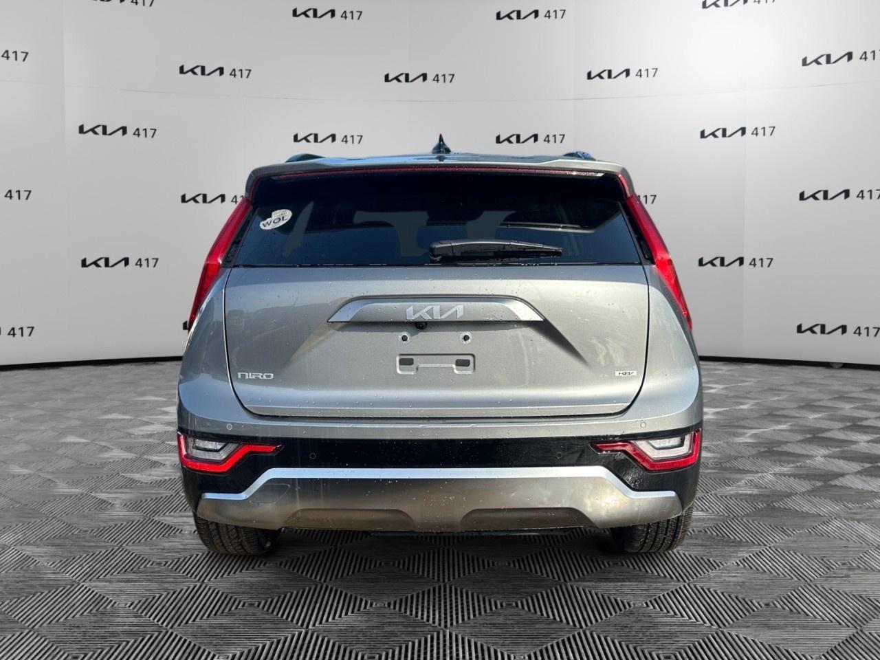 2025 Kia NIRO SX Photo3