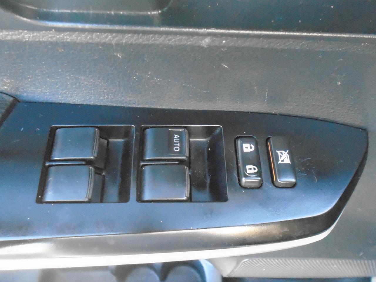 2015 Toyota Tundra 4WD Double Cab 146  5.7L SR - Photo #13