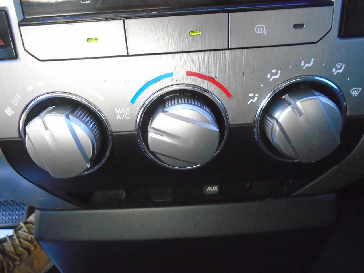 2015 Toyota Tundra 4WD Double Cab 146  5.7L SR - Photo #25