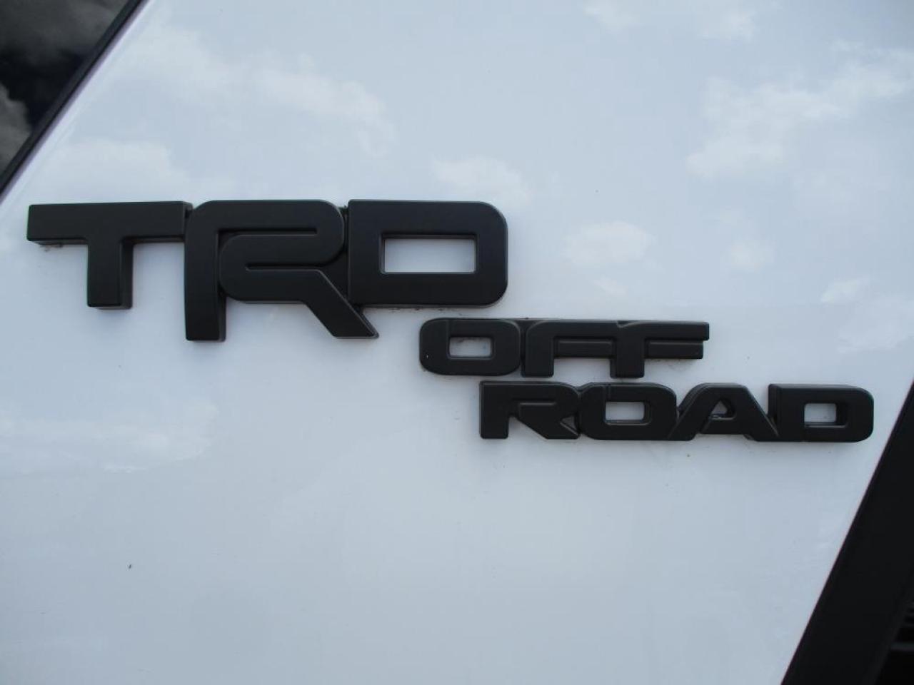 2023 Toyota 4Runner TRD Off-Road Photo9