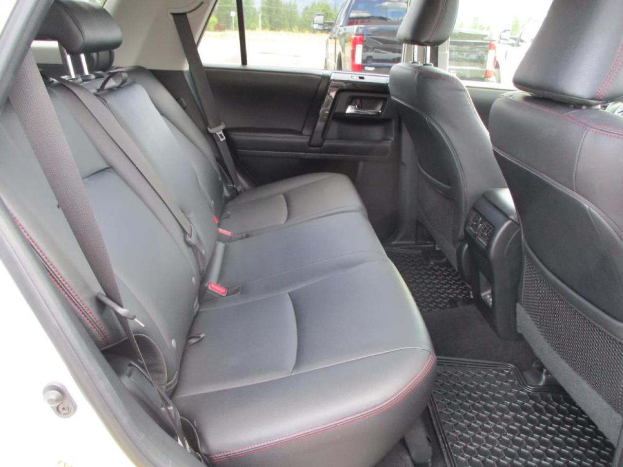 2023 Toyota 4Runner TRD Off-Road Photo15