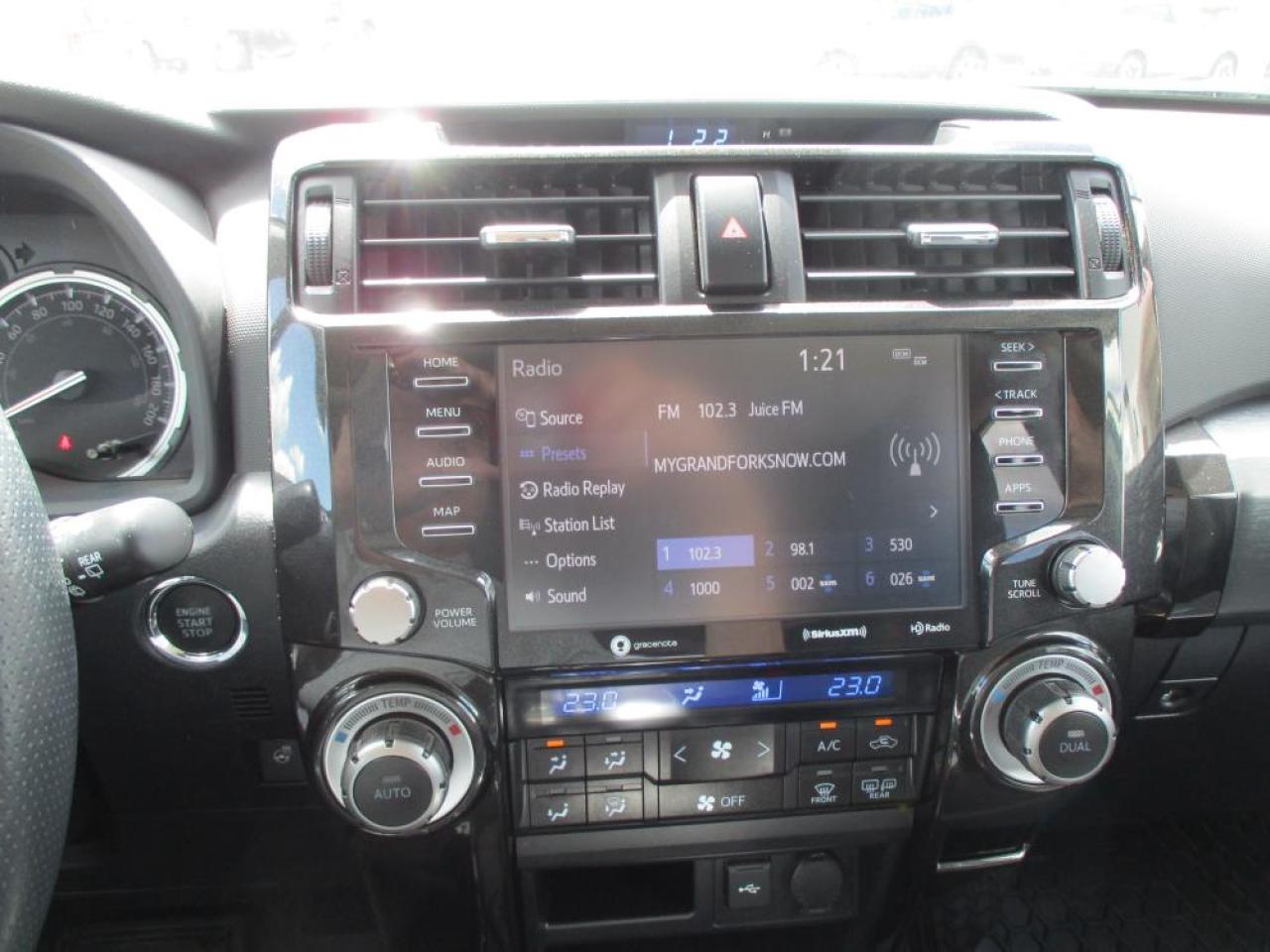 2023 Toyota 4Runner TRD Off-Road Photo21