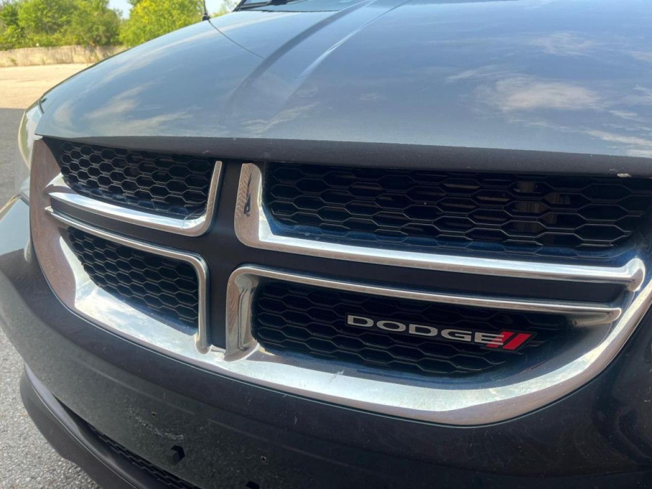 2016 Dodge Grand Caravan CREW PLUS | ONE OWNER | CLEAN CARFAX | HEATED SEATS & STEERING | LEATHER | NAVI| REMOTE STARTER | BACK-UP CAM | - Photo #11