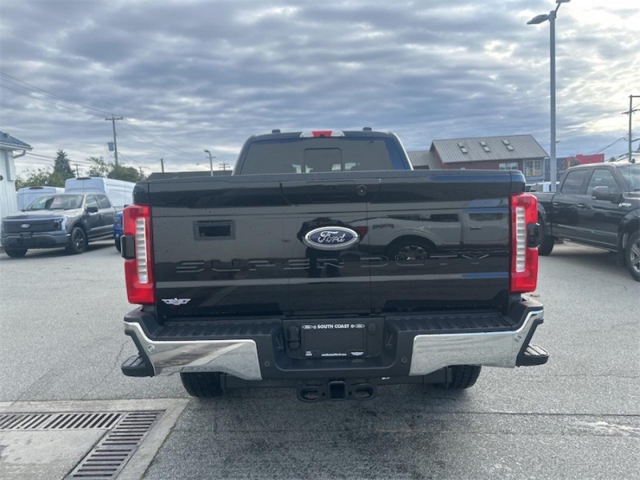 2026 Ford F-350 Super Duty XLT  - Diesel Engine Photo