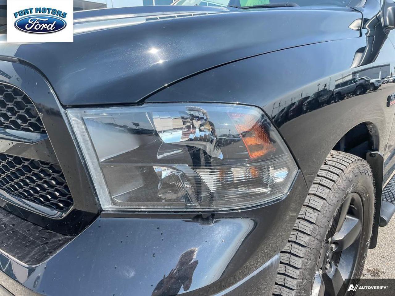 2021 RAM 1500 Classic SLT Photo5
