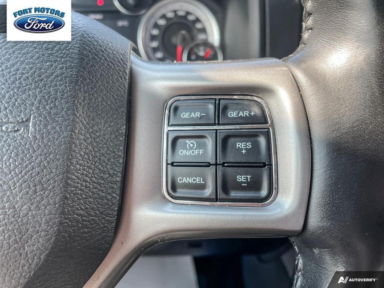 2021 RAM 1500 Classic SLT Photo5