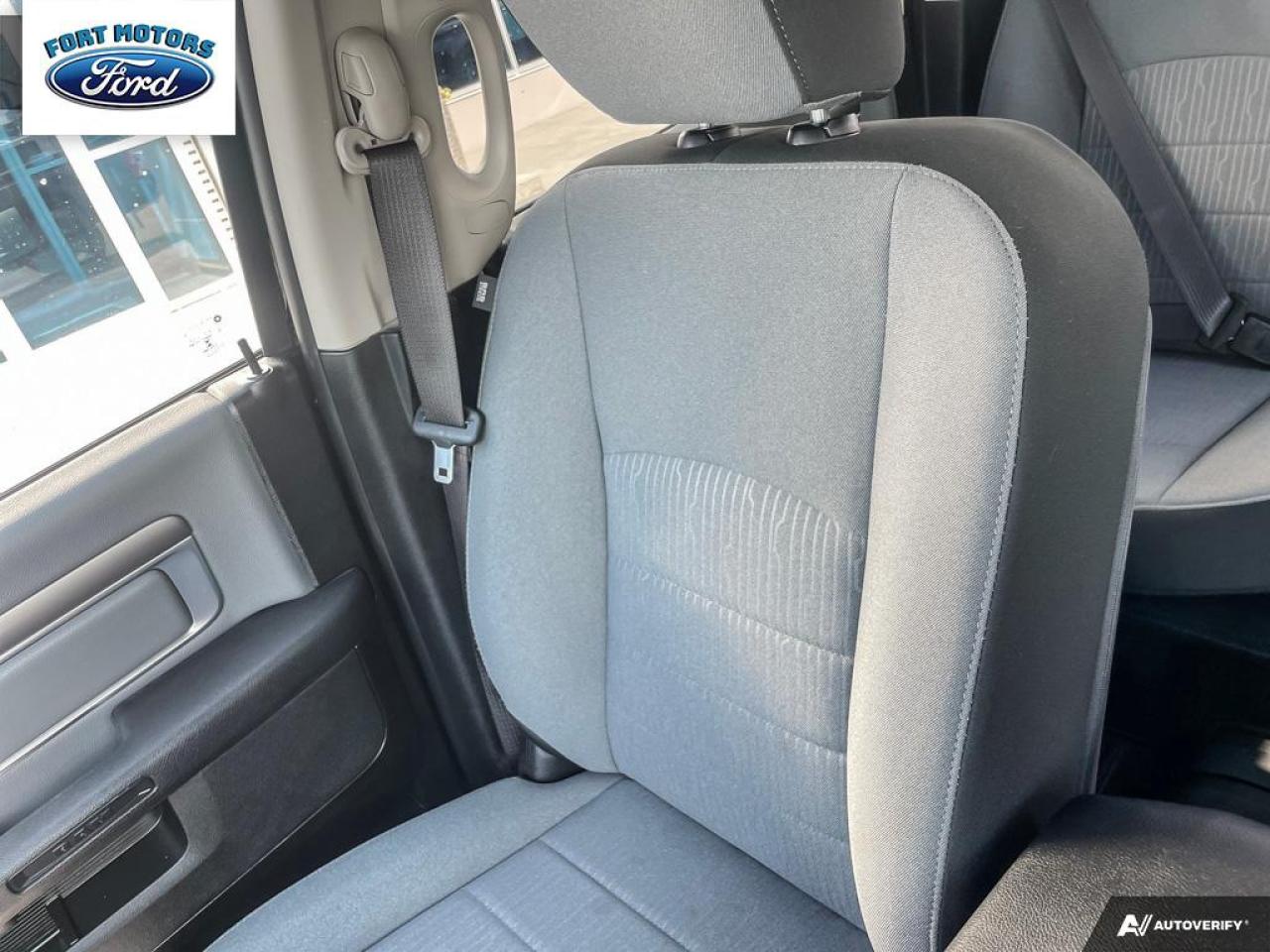 2021 RAM 1500 Classic SLT Photo5
