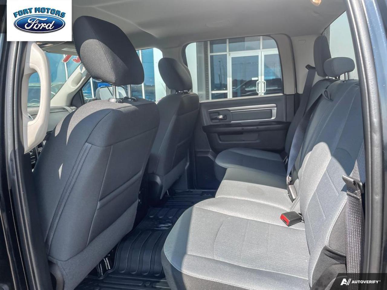 2021 RAM 1500 Classic SLT Photo5