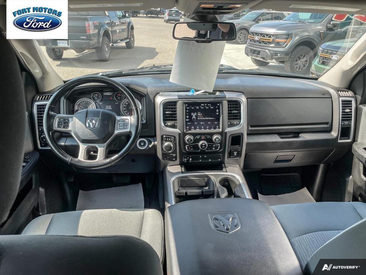 2021 RAM 1500 Classic SLT Photo5
