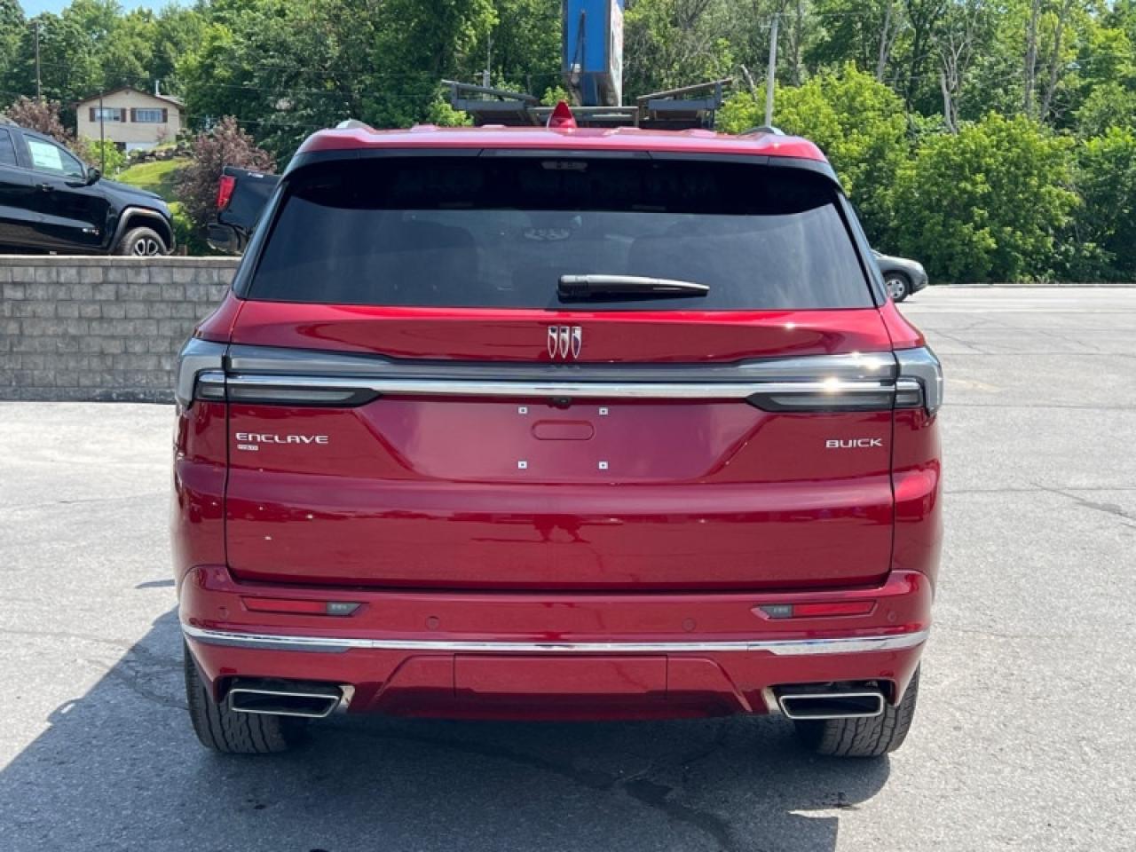 2025 Buick Enclave Avenir  - Leather Seats Photo