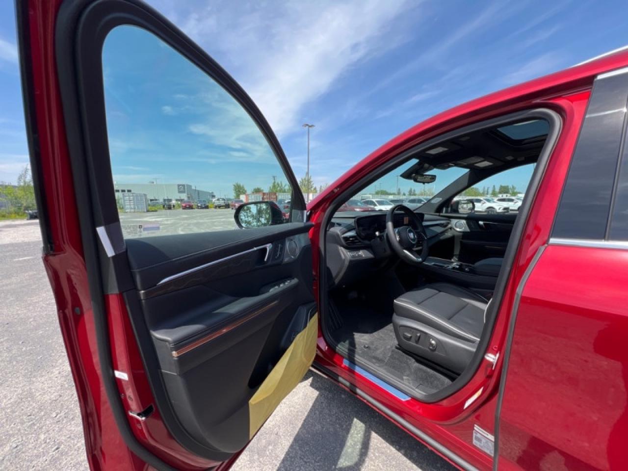 2025 Buick Enclave Avenir  - Leather Seats Photo