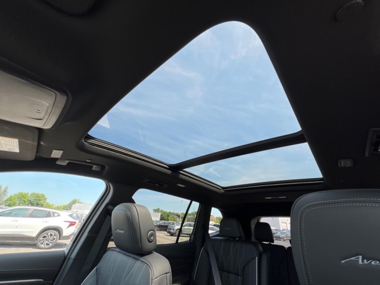 2025 Buick Enclave Avenir  - Leather Seats Photo