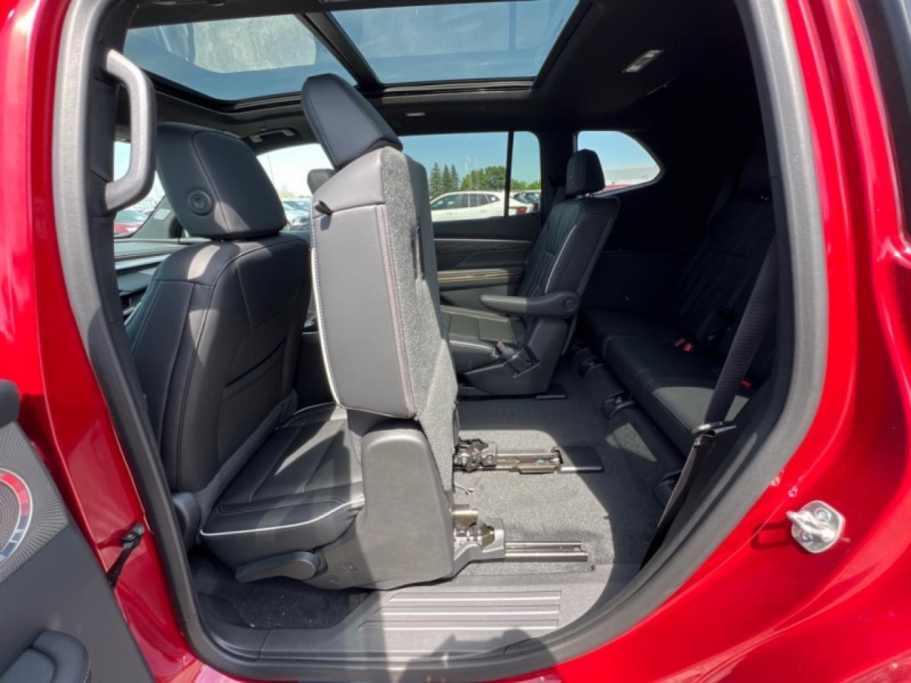 2025 Buick Enclave Avenir  - Leather Seats Photo