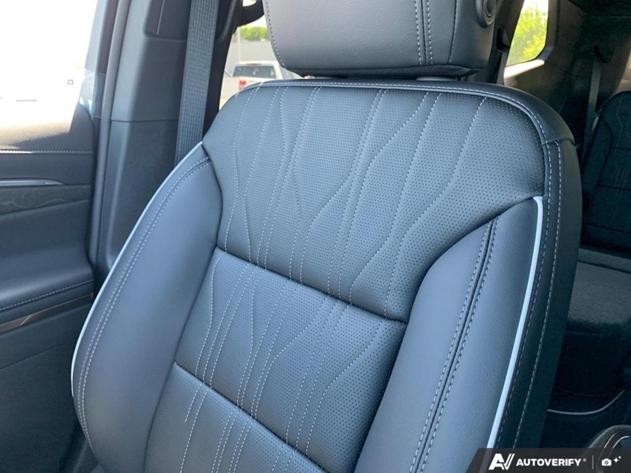 2025 Buick Enclave Avenir  - Leather Seats Photo