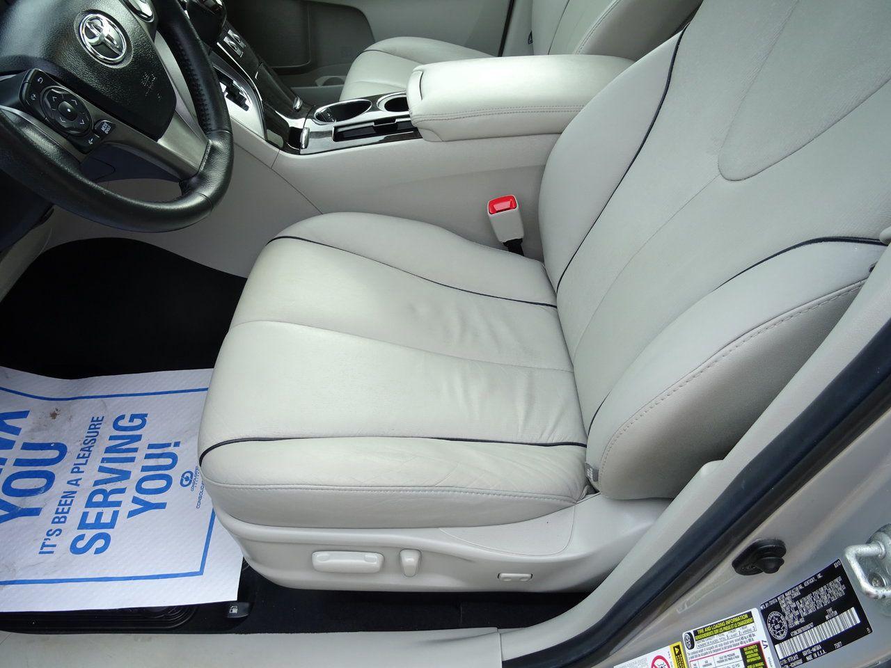 2013 Toyota Venza LIMITED - Photo #9