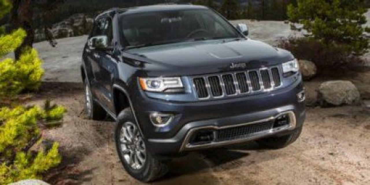 Used 2014 Jeep Grand Cherokee Overland 4WD for sale in Regina, SK