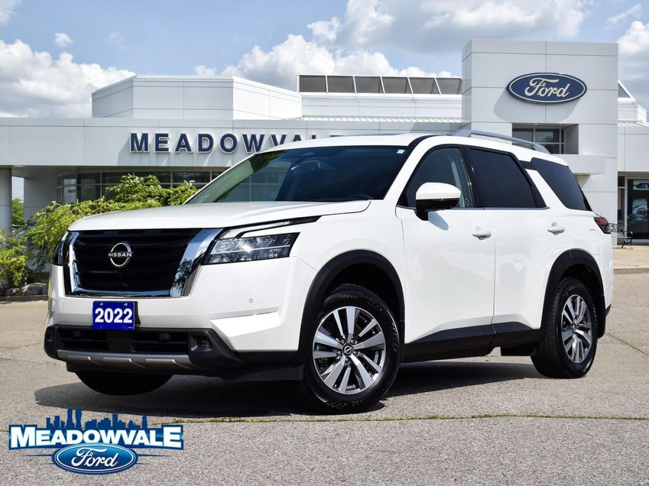 Used 2022 Nissan Pathfinder SL for sale in Mississauga, ON